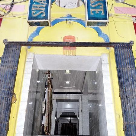 Grg Shanti Guest House Varanasi Near Manikarnika Ghat Bagian luar foto