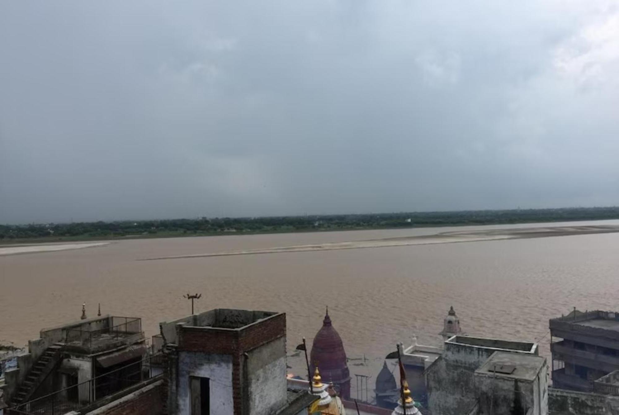 Grg Shanti Guest House Varanasi Near Manikarnika Ghat Bagian luar foto