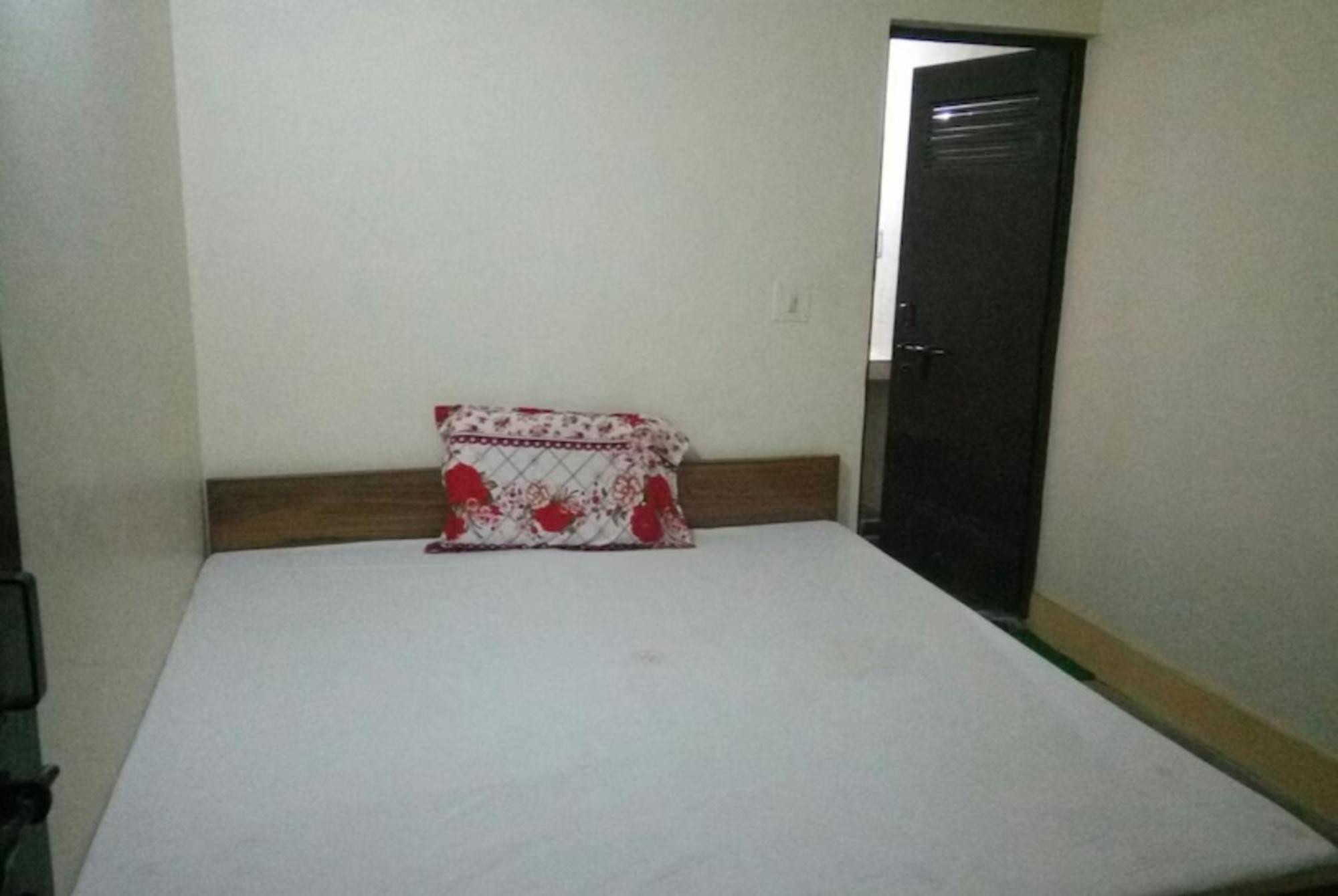 Grg Shanti Guest House Varanasi Near Manikarnika Ghat Bagian luar foto