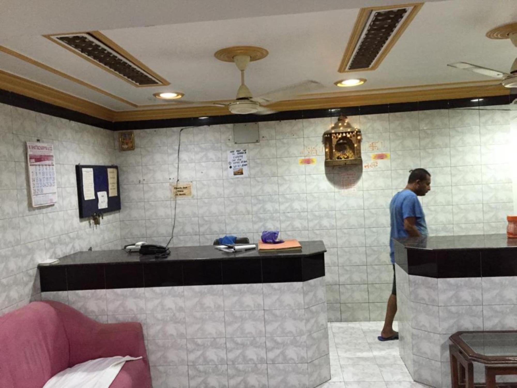Grg Shanti Guest House Varanasi Near Manikarnika Ghat Bagian luar foto