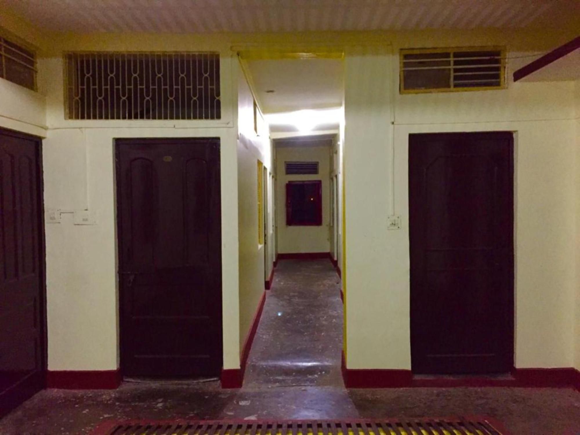 Grg Shanti Guest House Varanasi Near Manikarnika Ghat Bagian luar foto
