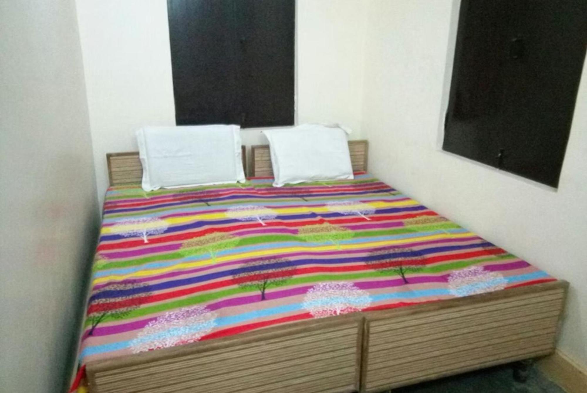 Grg Shanti Guest House Varanasi Near Manikarnika Ghat Bagian luar foto