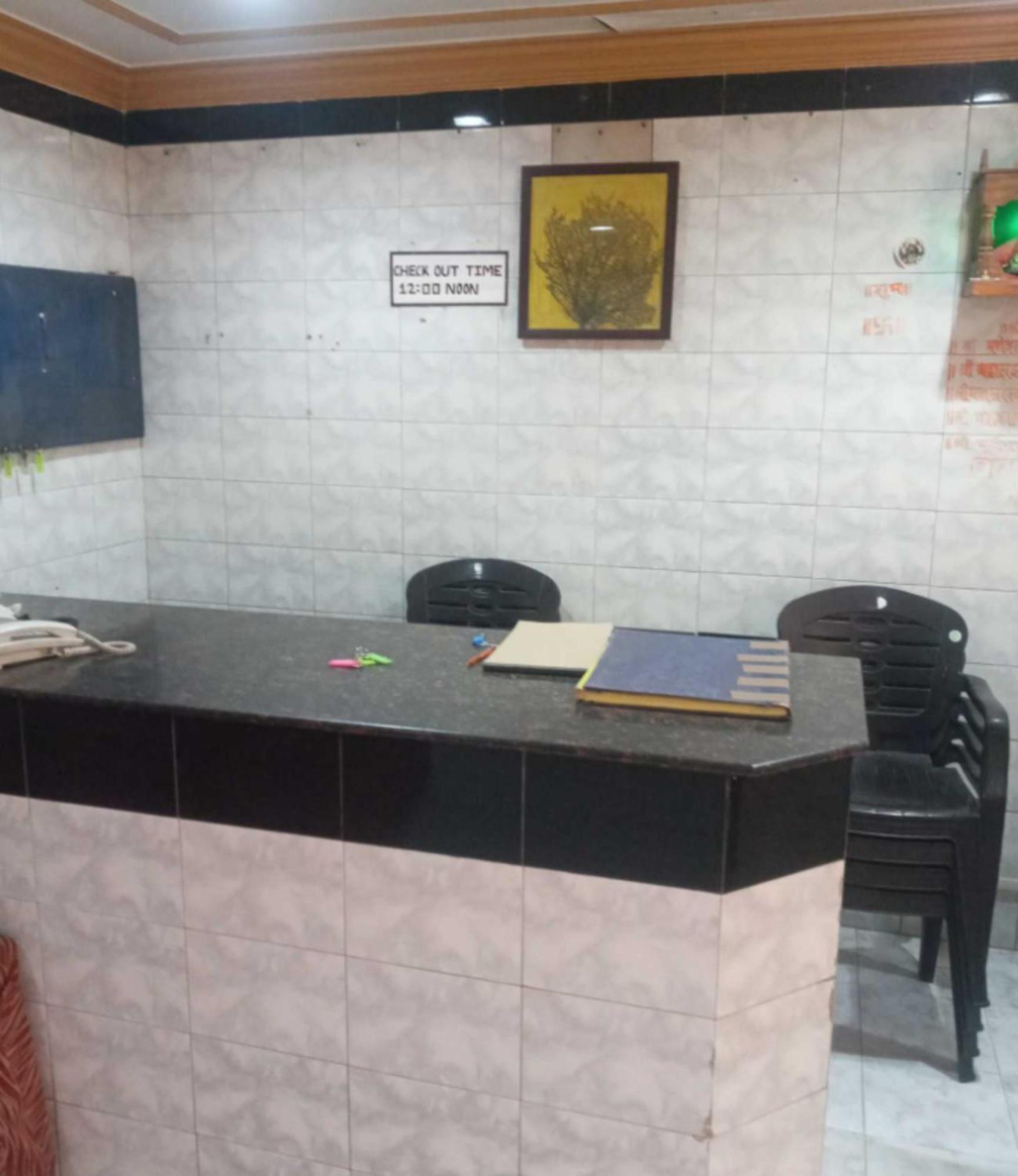 Grg Shanti Guest House Varanasi Near Manikarnika Ghat Bagian luar foto