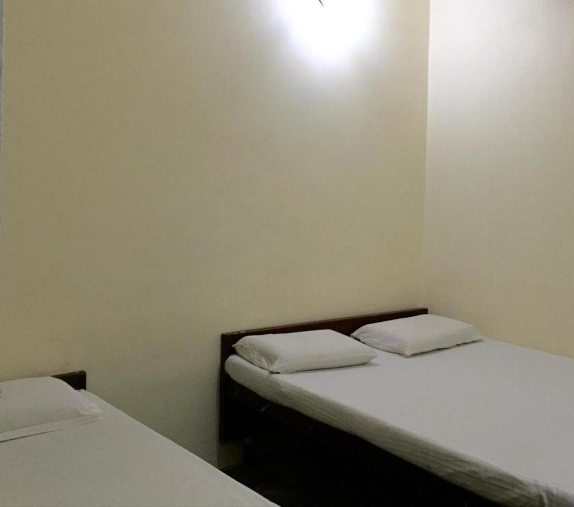 Grg Shanti Guest House Varanasi Near Manikarnika Ghat Bagian luar foto
