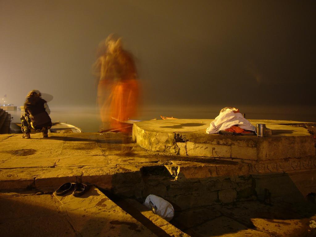Grg Shanti Guest House Varanasi Near Manikarnika Ghat Bagian luar foto
