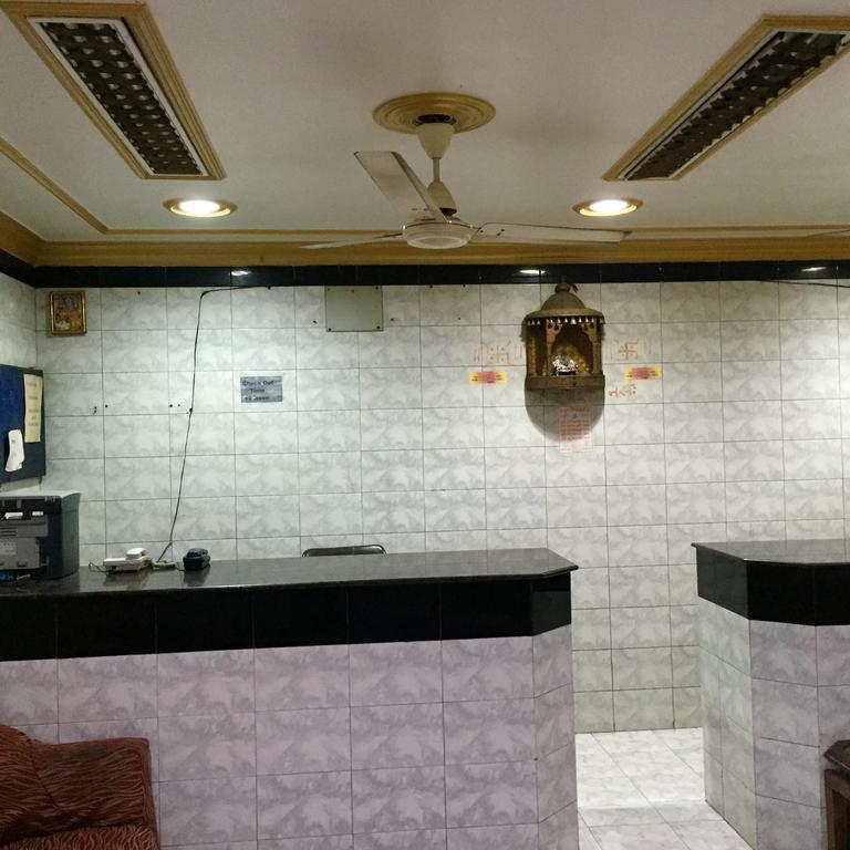 Grg Shanti Guest House Varanasi Near Manikarnika Ghat Bagian luar foto