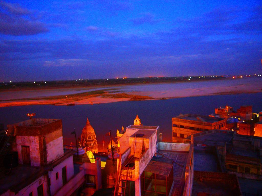 Grg Shanti Guest House Varanasi Near Manikarnika Ghat Bagian luar foto