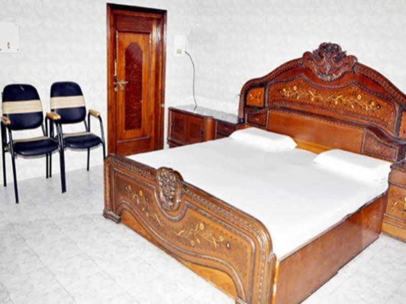 Grg Shanti Guest House Varanasi Near Manikarnika Ghat Bagian luar foto